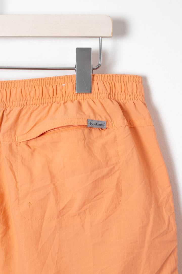 Image of Women's Columbia Shorts (XL)