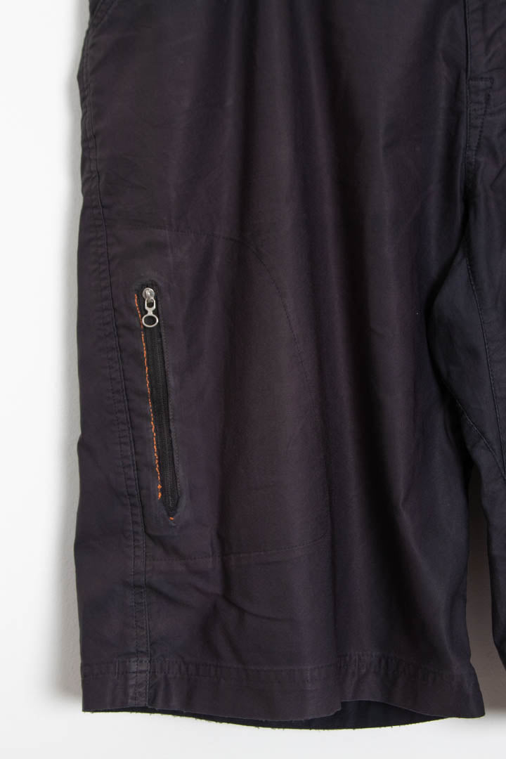 Image of Nike ACG Cargo Shorts (XXL)