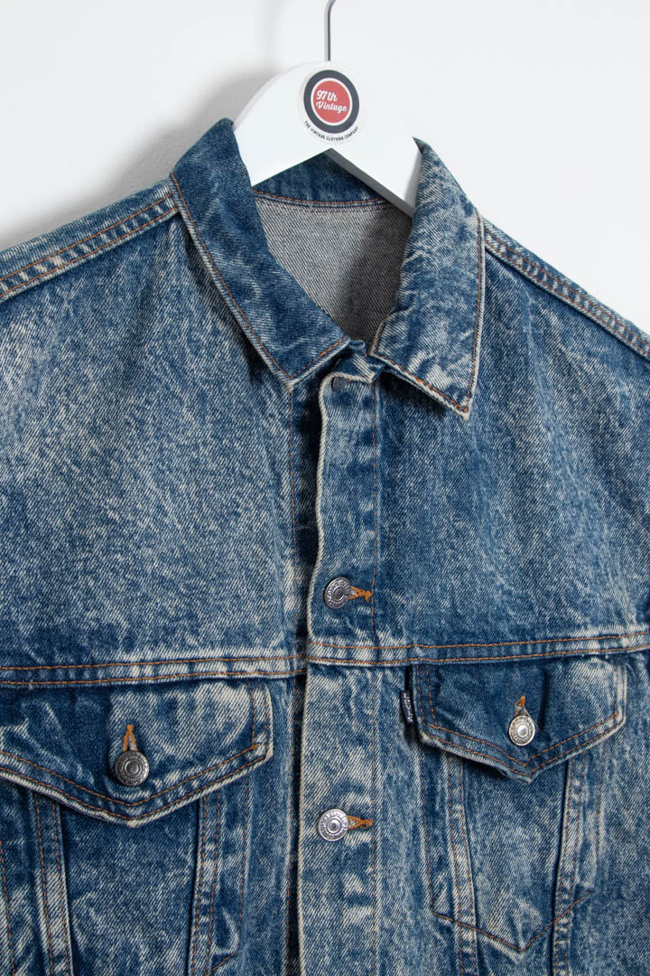 Image of Women's Levi's Acid Wash Denim Trucker Vest (XL)