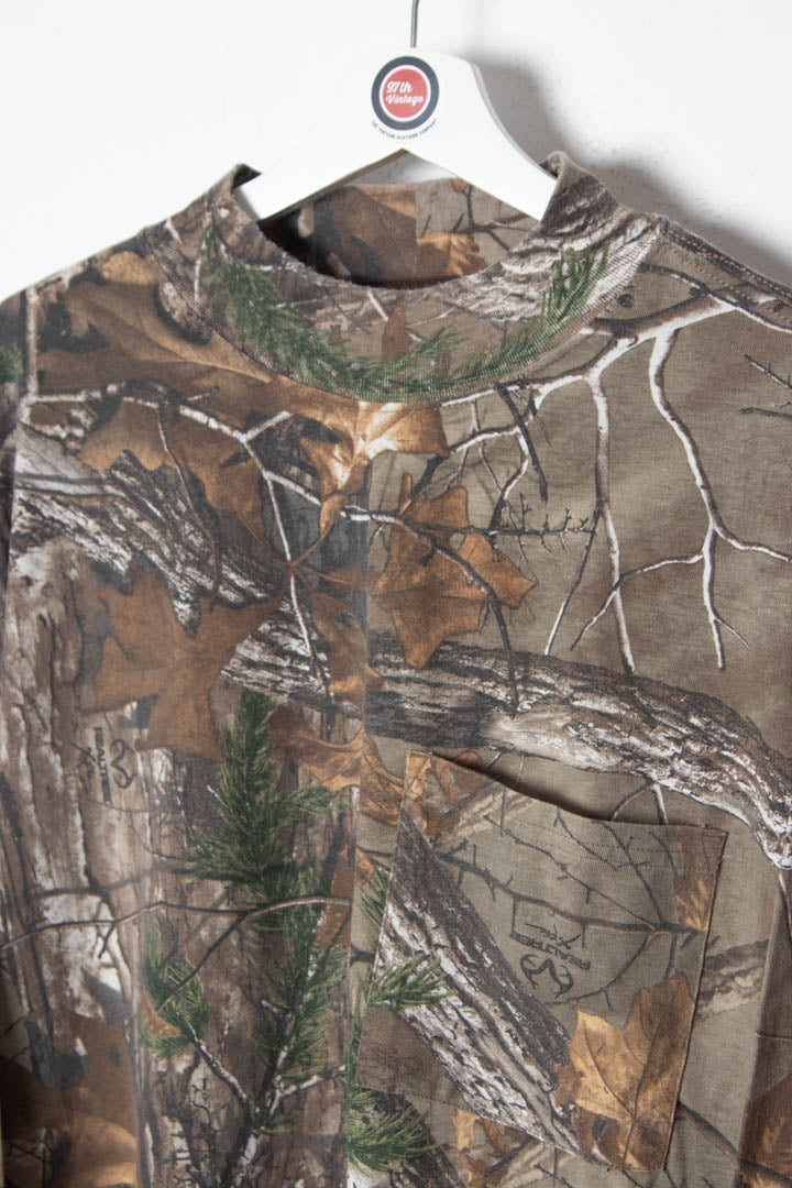 Realtree Camo Longsleeve Pocket T-Shirt (XXL)