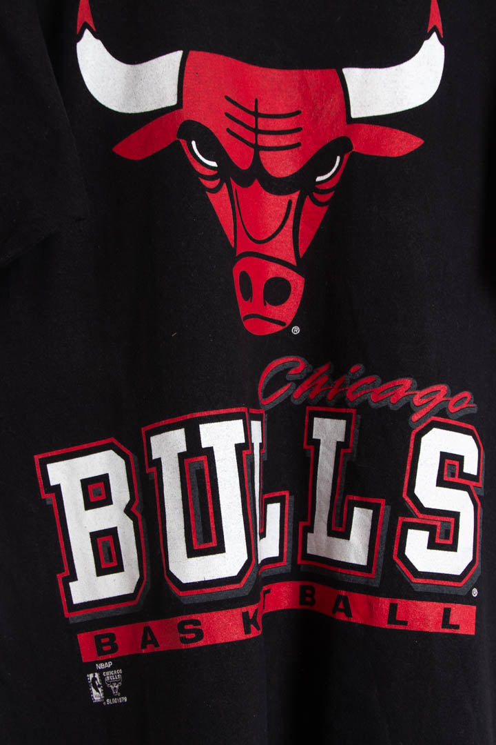Image of Chicago Bulls Single Stitch Graphic T-Shirt (L)