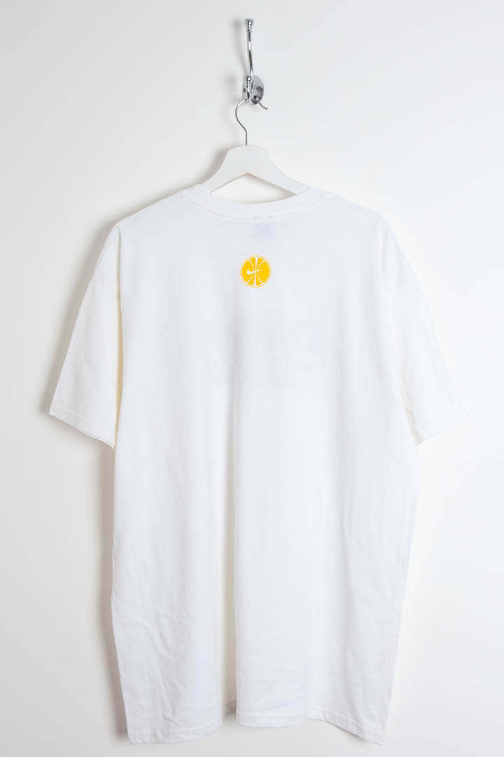 Image of Nike Basketball Graphic T-Shirt (L)