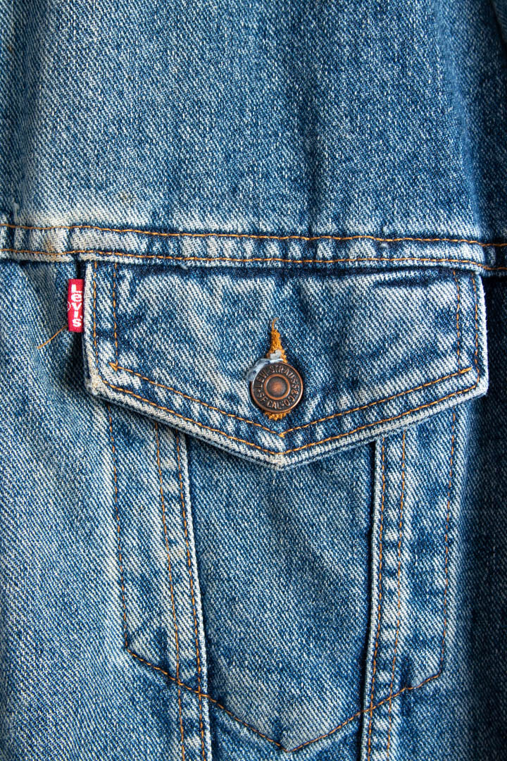 Image of Levi's Blanket Lined Denim Trucker Jacket (XL)