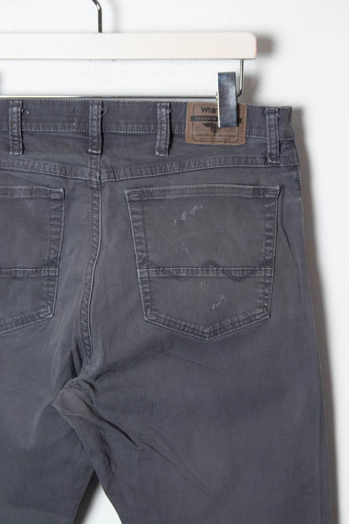 Wrangler Straight Fit Denim Jeans (W34)