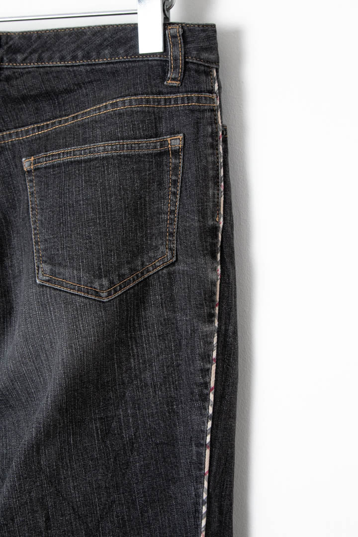 Image of Women's Burberry Straight Leg Denim Jeans (W28)