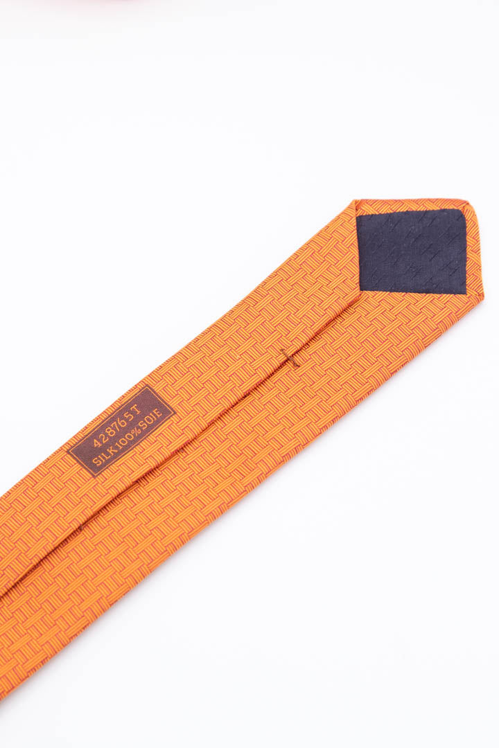 Image of Hermès Faconnee H Silk Tie