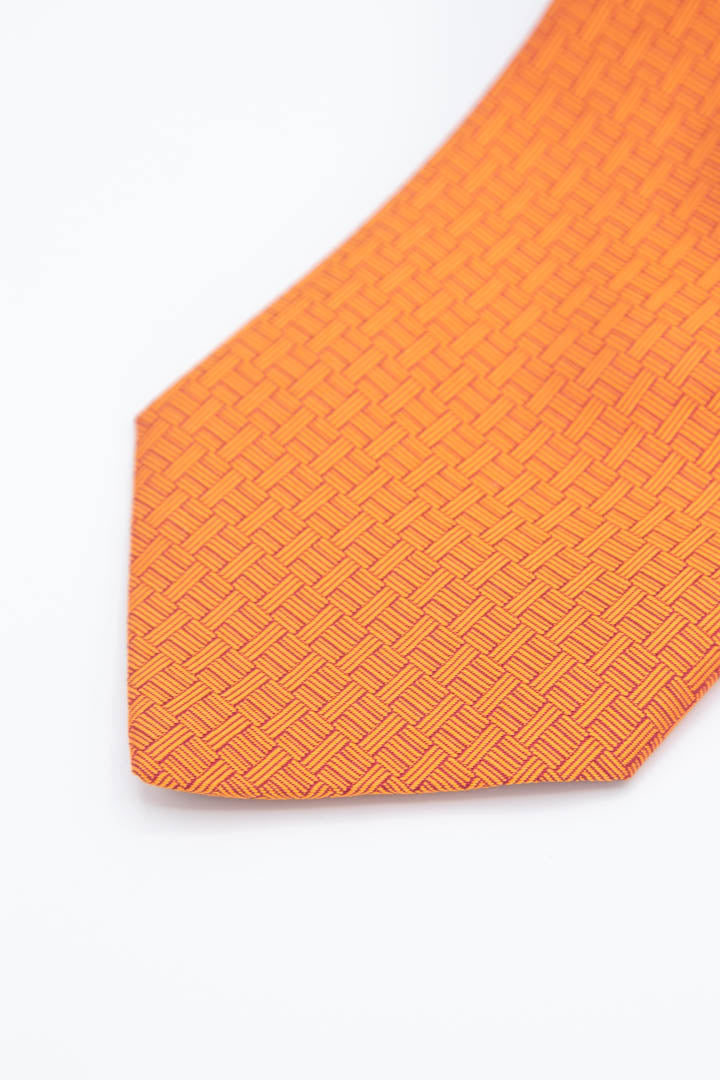 Image of Hermès Faconnee H Silk Tie