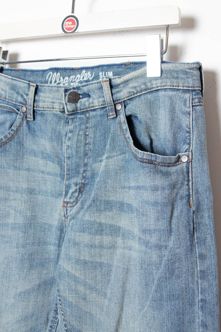 Image of Wrangler Slim Boot Denim Jeans (W31 x L33)