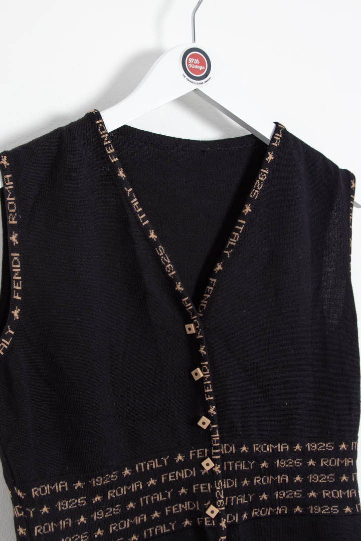 Image of Women's Fendi Logo Patterned Knitted Sweater Vest (S)