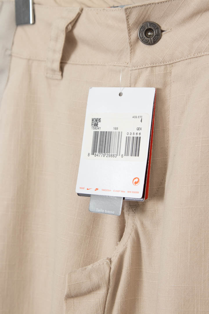 Image of BNWT Women's Nike ACG Trousers (6)