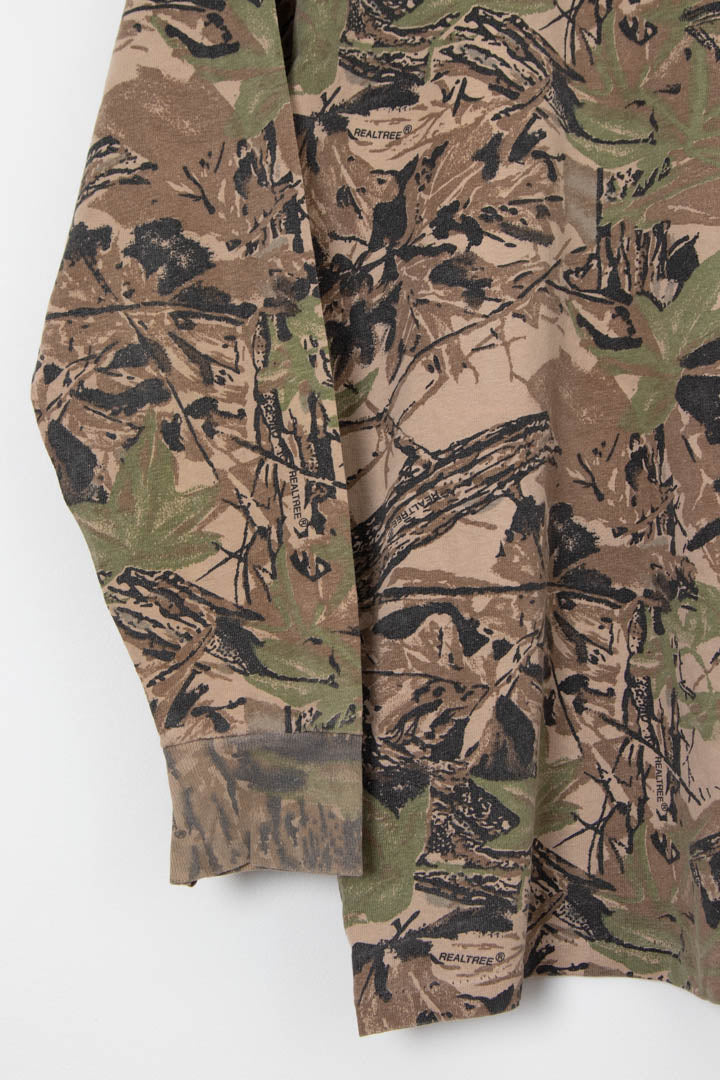 Image of Women's Realtree Camo Longsleeve T-Shirt (S)