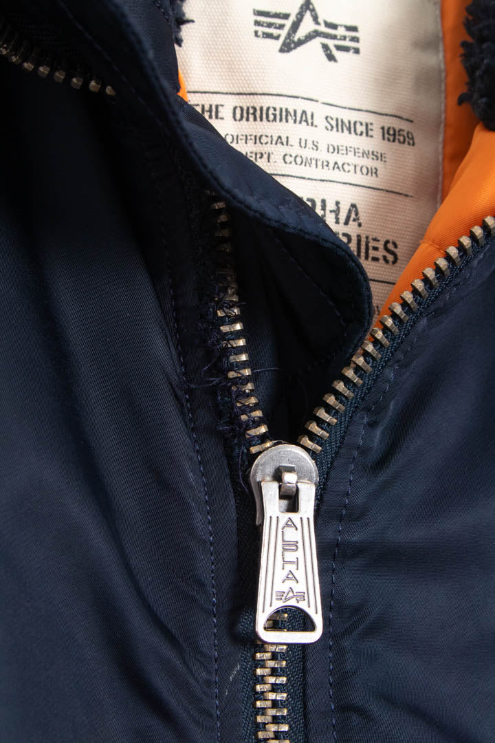 Image of Alpha Industries MA-1 Bomber Jacket (M)