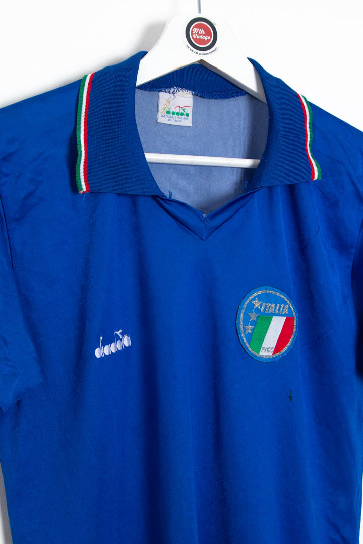 Image of 1986-91 Italy #11 Diadora Home Football Shirt (S)