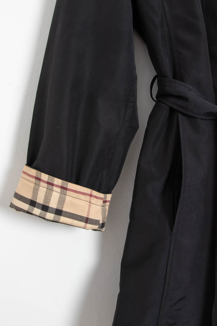 Image of Women's Burberry Belted Trench Coat (S)