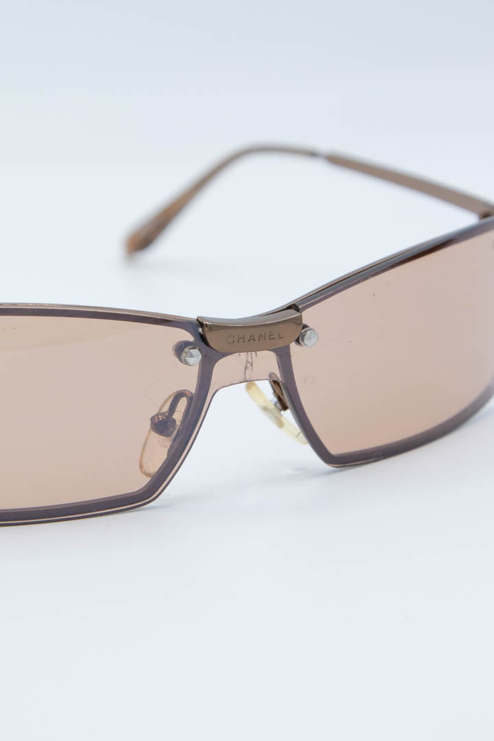 Image of Women's Chanel Rectangular Sunglasses M56047A
