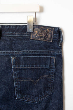 Image of Diesel Regular Slim Straight Denim Jeans (W36) - 97th Vintage