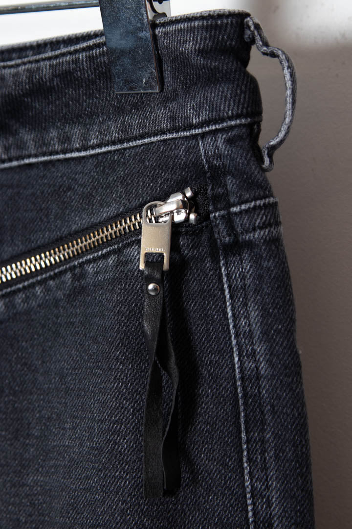 Image of Women's Diesel Raw Edge Denim Jeans (W26) - 97th Vintage