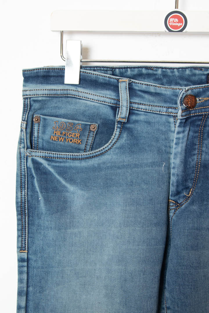 Image of Women's Tommy Hilfiger Straight Leg Denim Jeans (W32) - 97th Vintage